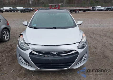 2013 Hyundai Elantra Gt Base W/Blue z USA, uszkodzony, nr VIN KMHD35LEXDU033983